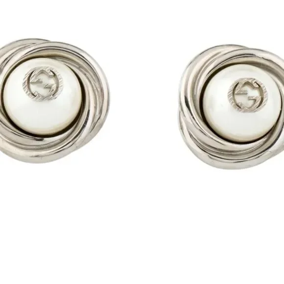 Brand new women’s Gucci Faux pearl double G clip on earrings with box